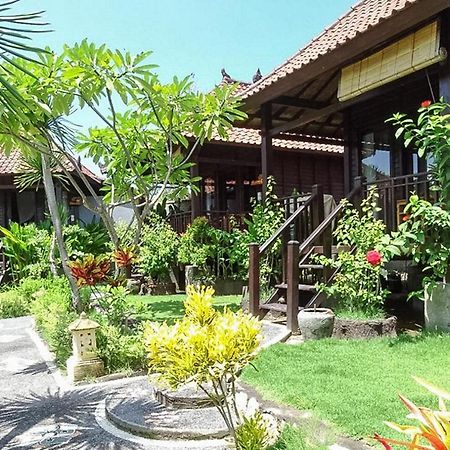 Perdana Homestay Lembongan エクステリア 写真