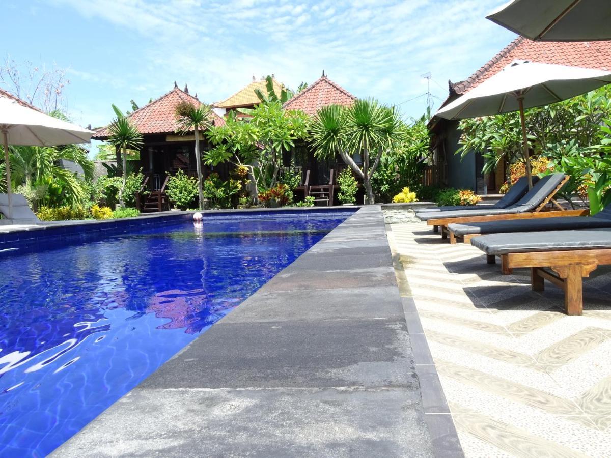 Perdana Homestay Lembongan エクステリア 写真