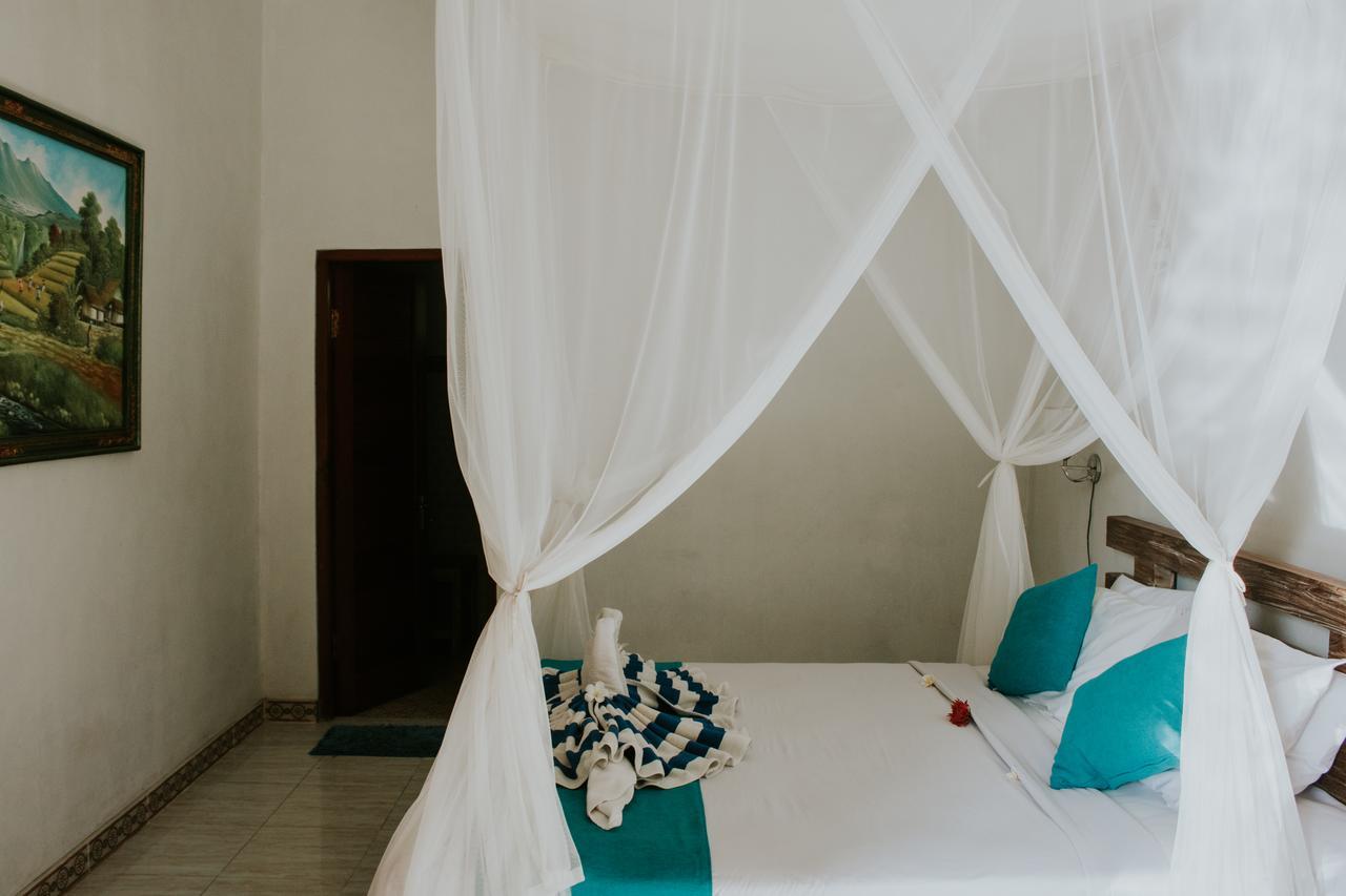 Perdana Homestay Lembongan エクステリア 写真